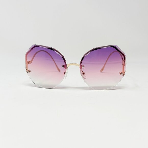 Oversized Graduated Purple to Clear Sunglasses - Picture 3 of 12